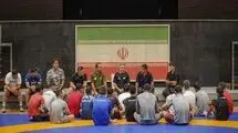 دبیر در دیدار با آزادکاران جوان: هدف نهایی مدال طلای المپیک است