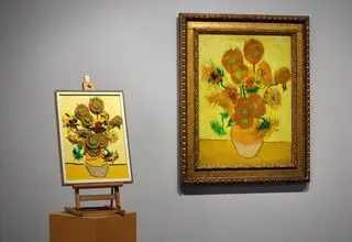 نقاشی آفتاب گردان ون گوگ این بار در قالب لگو