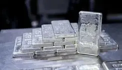 کاهش ۵ هزار تومانی قیمت نقره جهانی