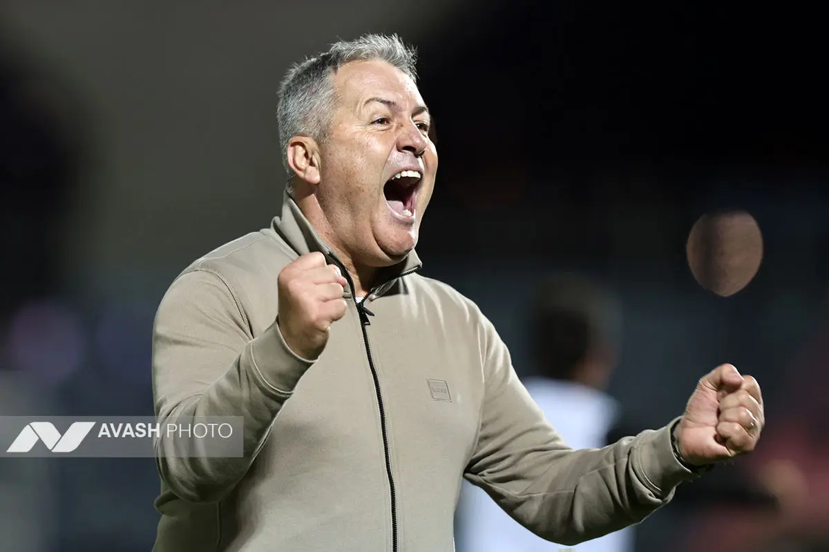 لیگ برتر فوتبال - تراکتور و پرسپولیس