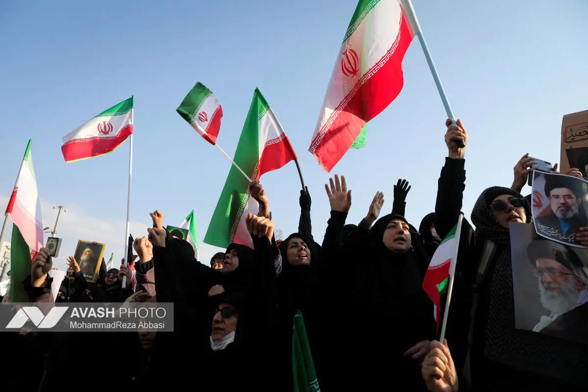 مراسم بیعت با سومین رهبر انقلاب اسلامی در تهران