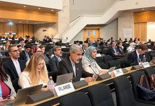 بحرینی: ملت ایران عزت و استقلال خود را معامله نمی‌کند