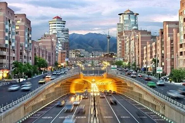دلیل مسدود شدن تونل‌ها و بزرگراه‌های تهران چیست؟