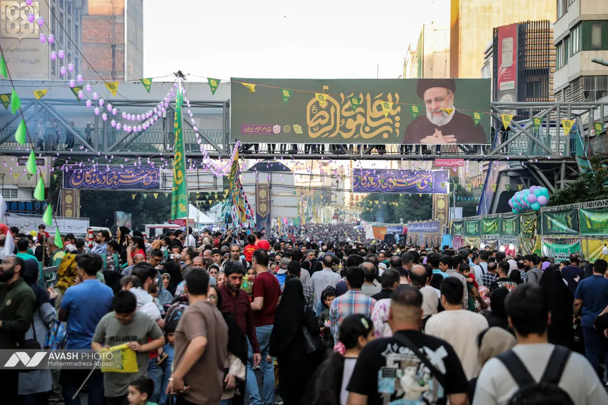 اجتماع ۵ کیلومتری امام رضایی‌ها در تهران