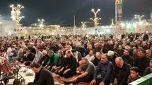 نماز لیلة الدفن رهبر شهید اقامه شد