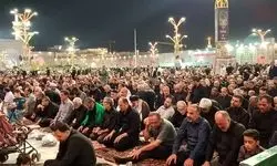 نماز لیلة الدفن رهبر شهید اقامه شد