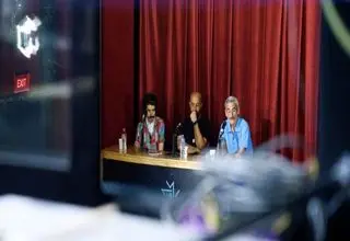 مستند «به شکوه نگاه می‌کنم» اکران شد
