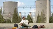 نوازندگی علی قمصری برای دومین روز در نیروگاه برق دماوند+ویدیو