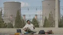 نوازندگی علی قمصری برای دومین روز در نیروگاه برق دماوند+ویدیو
