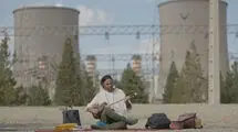 نوازندگی علی قمصری برای دومین روز در نیروگاه برق دماوند+ویدیو