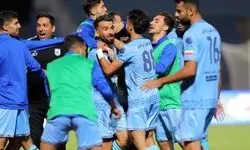 چادرملو صدرنشین شد، پرسپولیس به کورس بازگشت