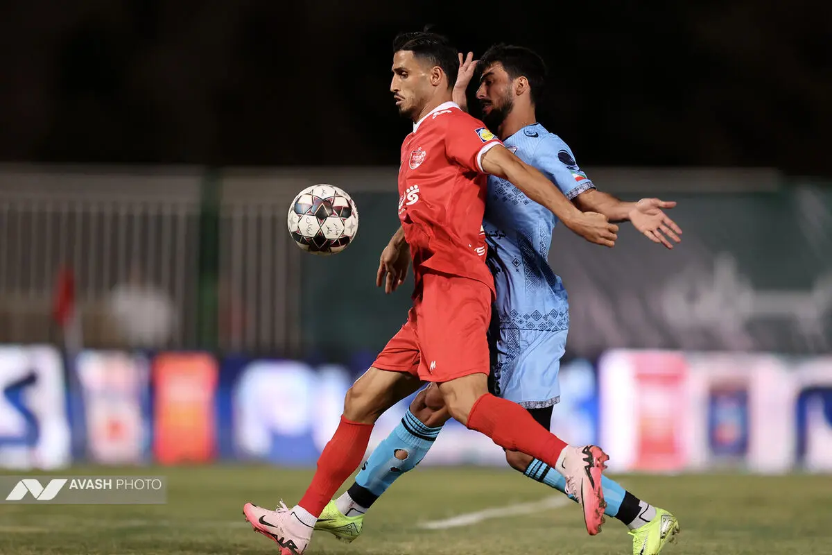چادرملو و پرسپولیس