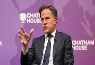 دبیرکل ناتو: در امور داخلی ایران مداخله نمی‌کنیم