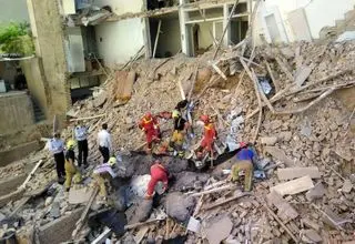 چگونه زیر آوار جان خود را حفظ کنیم؟