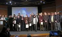 اهدای مدالیوم به ۲ هنرمند پیشکسوت 