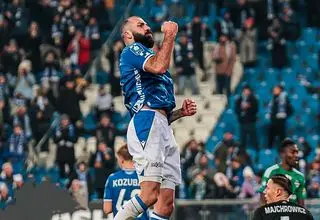 هافبک ایرانی برگشت و کولاک شد