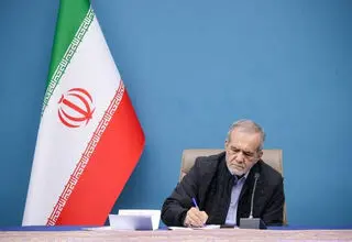 تبریک قهرمانی تیم ملی کشتی فرنگی کشورمان از سوی پزشکیان 