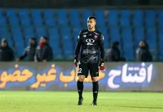 دروازه‌بان پرسپولیس منتظر مشخص شدن سرمربی