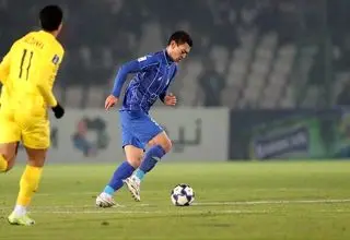 احتمال نیمکت نشینی آشورماتوف در بازی با فولاد