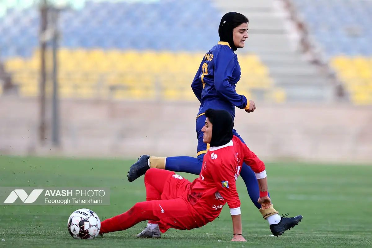 لیگ برتر فوتبال زنان - پرسپولیس و خاتون بم