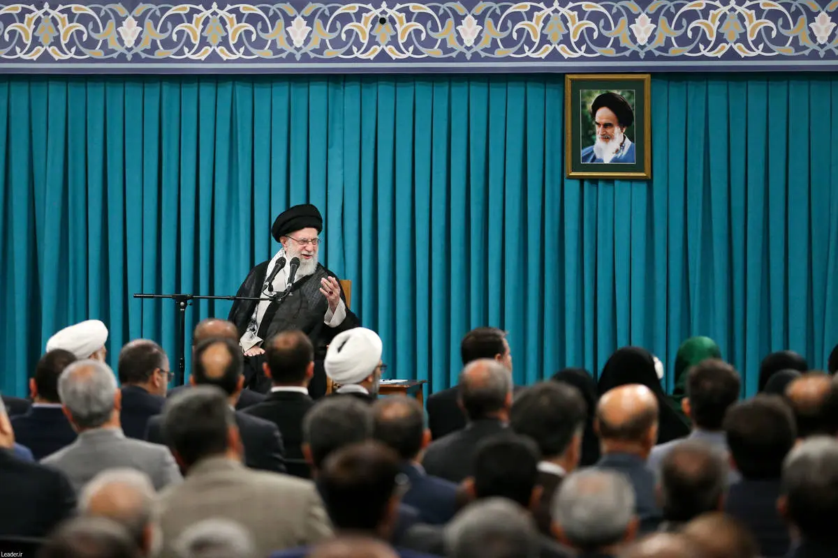 نمایندگان جایگاه وزین مجلس را حفظ کنند؛ با دولت همکاری و از احضار بیدلیل وزرا خودداری کنید