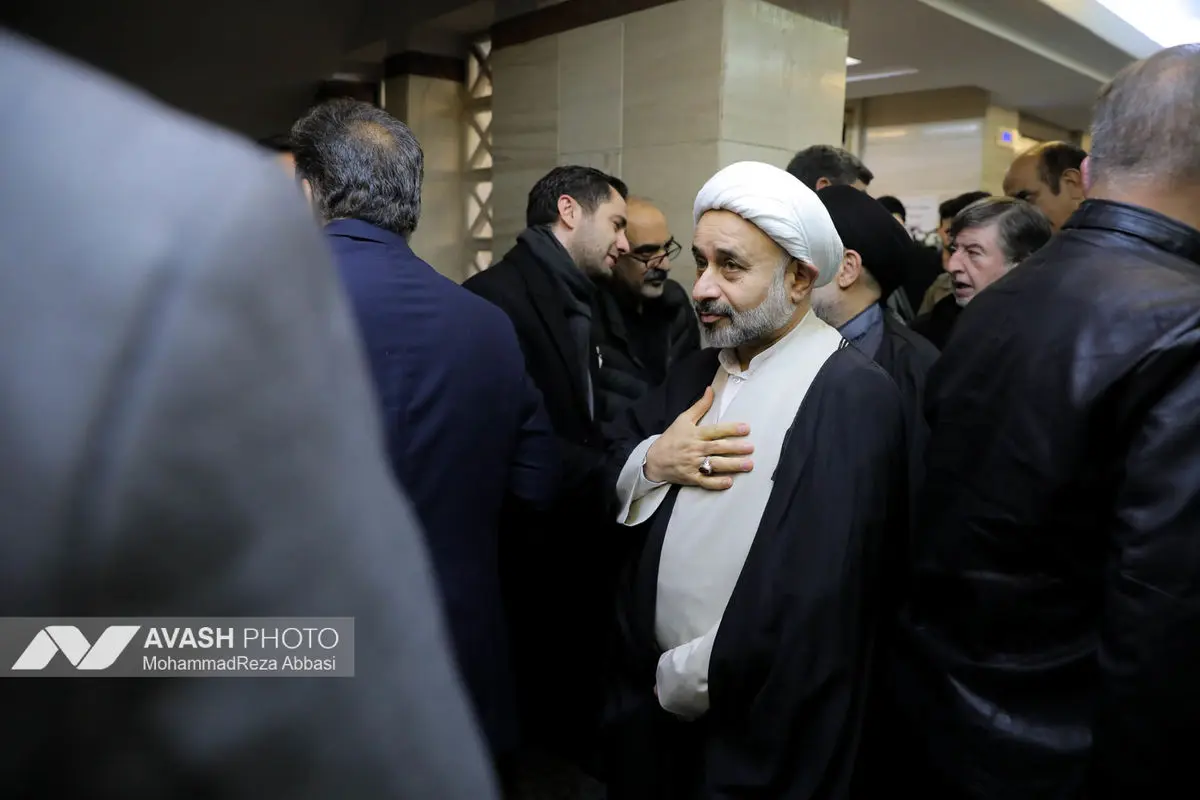 مراسم ترحیم اشرف بروجردی