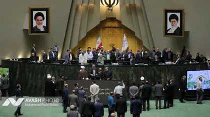 حاشیه‌های تندروهای مجلس چقدر برای مردم اولویت دارد؟