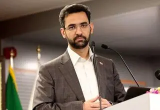 آذری‌جهرمی: رگولاتورها در ایران مانع رشد و توسعه‌ هستند
