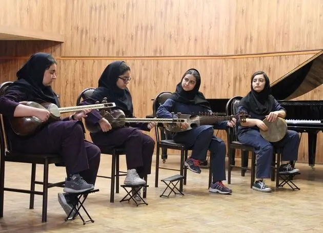قهر نظام آموزشی با موسیقی