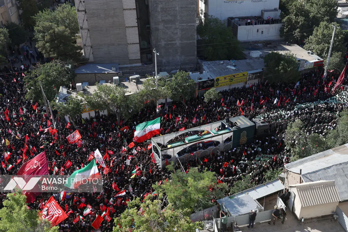 مراسم تشییع پیکر مطهر رهبر شهید انقلاب - مشهد