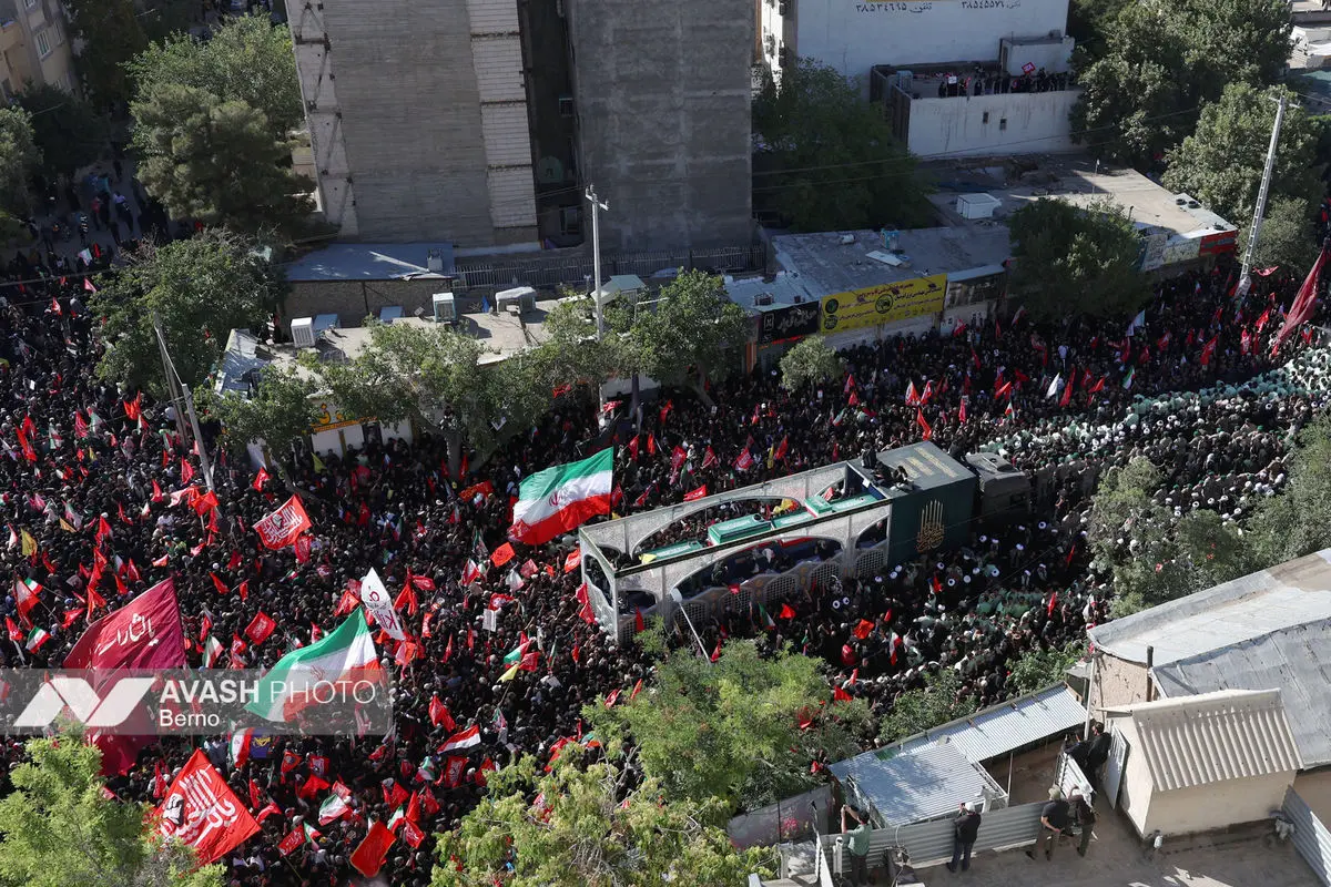 مراسم تشییع پیکر مطهر رهبر شهید انقلاب - مشهد