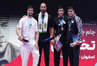 محمدی: کمیته فنی برای انتخاب کشتی‌گیران دو وزن کار سختی پیش رو دارد
