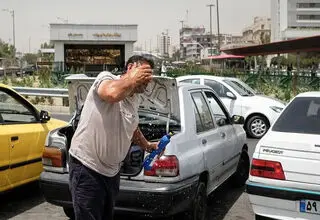 شلاق آفتاب بر تن فلات مرکزی/ در برابر موج گرما و بحران گرمازدگی حاد چه باید کرد؟
