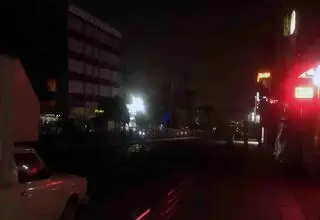 سایه‌روشن خطرات در بزرگراه‌های تاریک/ چرا انرژی خورشیدی ایران در برابر خاموشی‌های شهری هدر می‌شود؟