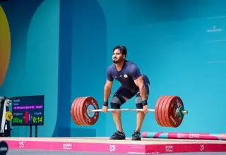 پایان کار نصیری با نقره دوضرب