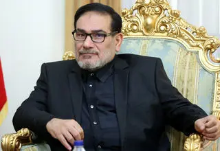 پیام شمخانی به رهبر انقلاب: زنده‌ام و آماده