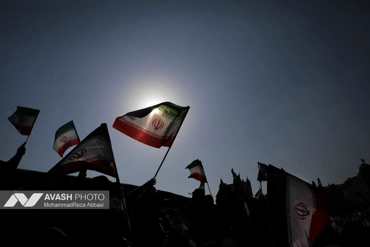 IMG_8560 مراسم بیعت با سومین رهبر انقلاب اسلامی در تهران