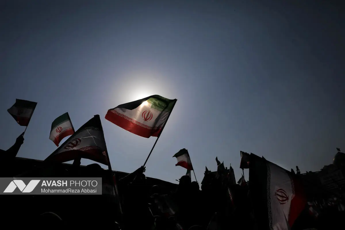 IMG_8560 مراسم بیعت با سومین رهبر انقلاب اسلامی در تهران