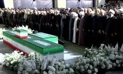 بدرقه میلیونی مردم در مصلی تهران/ اقامه نماز بر پیکرهای مطهر شهدا