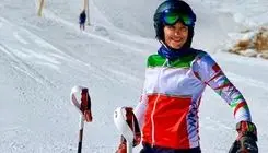 پرچمدار پناهنده به ایران بازگشت