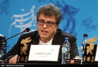 قصه «دست تنها» را یک «بینوایان» امروزی می‌دانم 