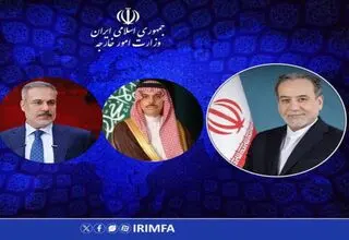 وزرای امور خارجه ترکیه و عربستان با عراقچی تماس گرفتند