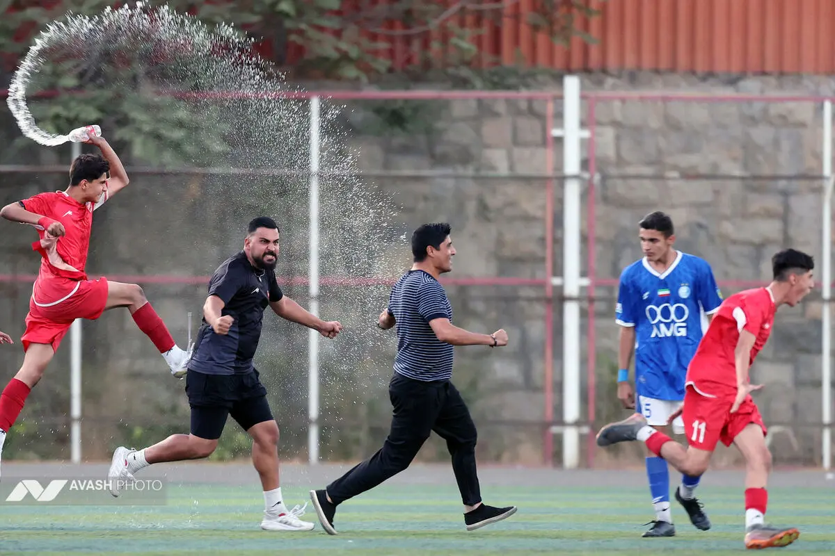 نونهالان استقلال و پرسپولیس