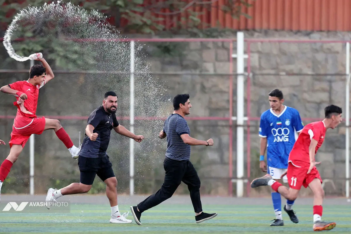 نونهالان استقلال و پرسپولیس