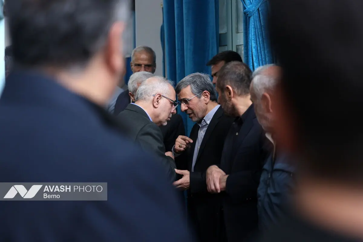 مراسم یادبود زرین احمدی‌نژاد در مسجد جامع نارمک
