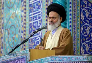امام جمعه قم: آمریکا در پی تحمیل خواسته‌هایش بر ایران است