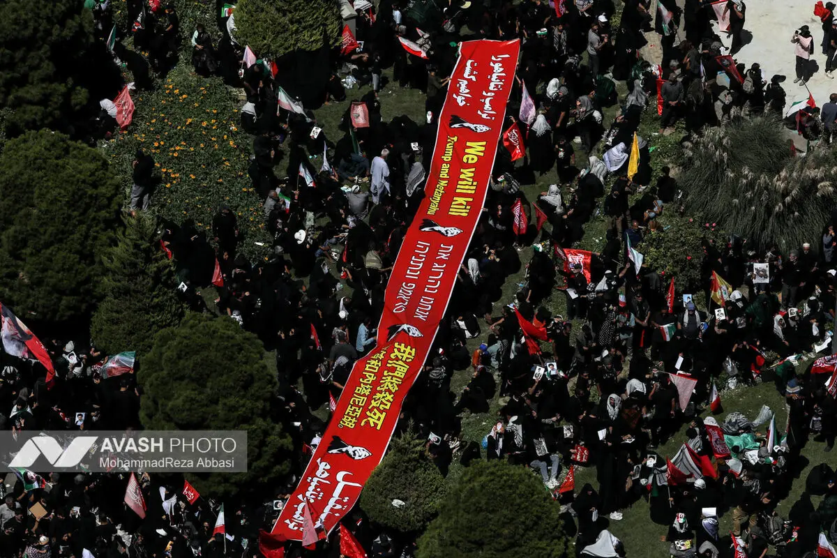 مراسم تشییع پیکر مطهر رهبر شهید انقلاب - مشهد
