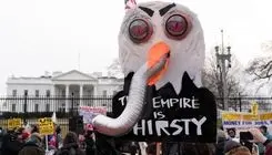 تجمع اعتراضی مردم مقابل کاخ سفید 