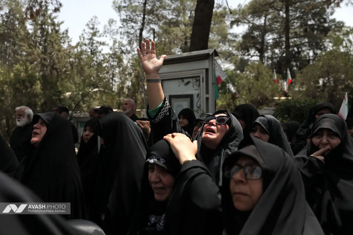 مراسم تشییع پیکر سردار حاجی زاده