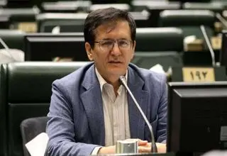 انتقاد مجلس به عراقچی: خط مشی شما قادر نیست مشکل فوری صدها راننده ایرانی اسیر در خاک افغانستان را حل کند